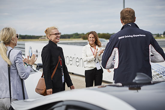 Tamara von Nayhauß, Anna Loos beim „BMW Ladies Day“ @ BMW und MINI Driving Academy (Fotos: Rainer Häckl für BMW)
